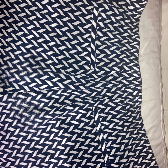 Theory Blue and White Patterned 100 silk Trousers - Picture 3 of 7